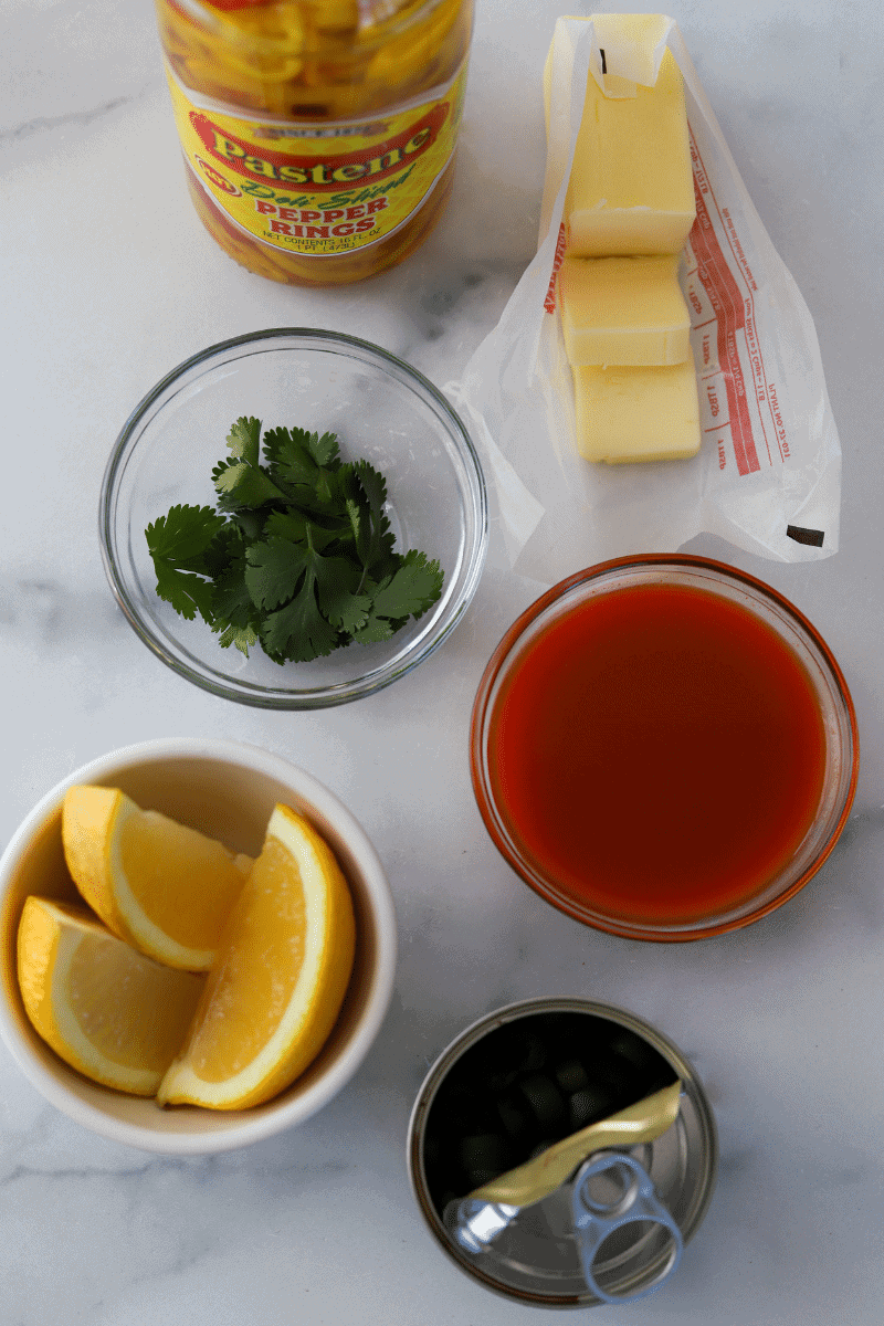 overhead photo of ingredients used to make hot dipping sauce for Portuguese fried calamari (lulas fritas)