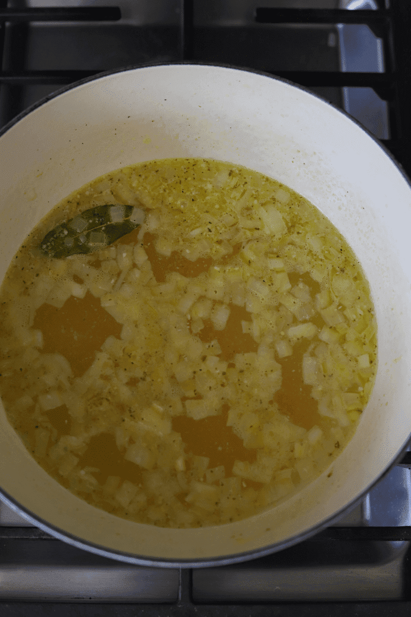 photo showing the reader how to prepare the water for boiling Cape Verdean style rice with lima beans