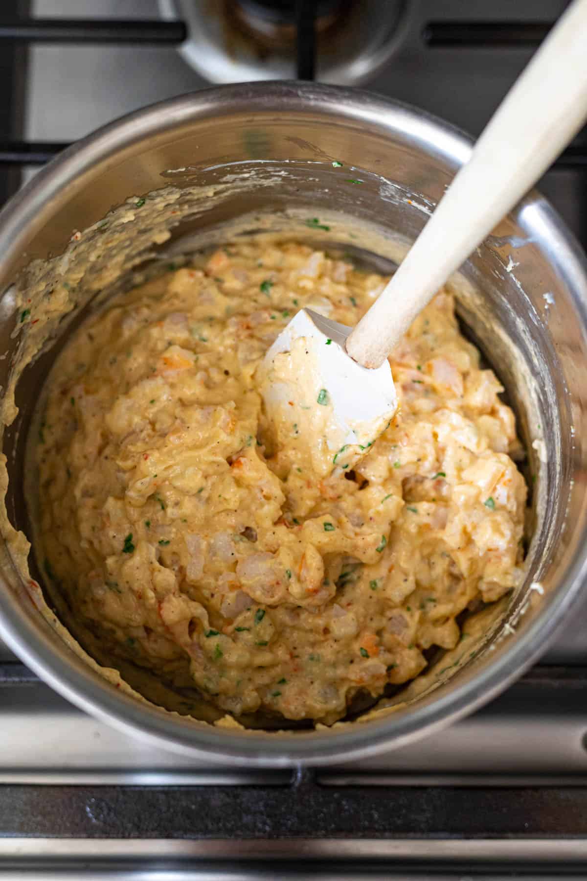 shrimp filling for rissois on stovetop